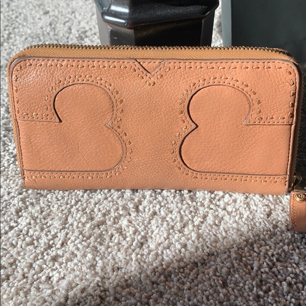 Tory Burch wallet